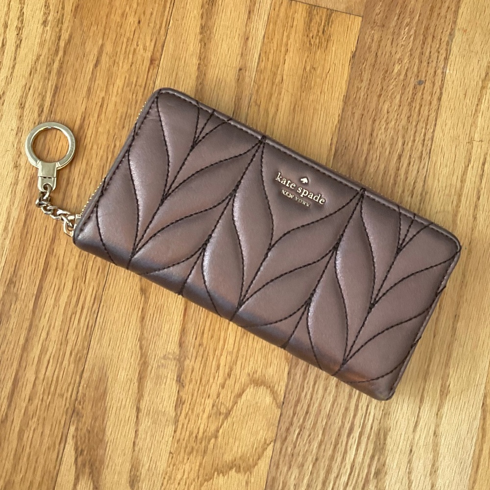 Kate Spade Briar Lane Quilted Neda wallet Metallic